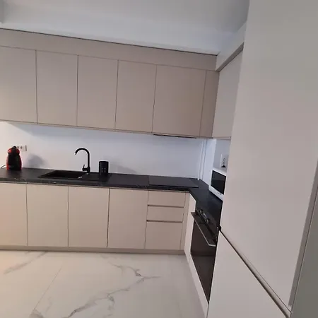 Cu La Mare Wave6 Năvodari